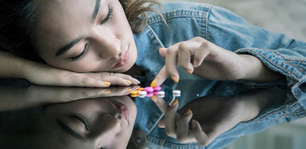 Compare Rehab UK | Methamphetamine (Meth) Addiction, Abuse & Treatment