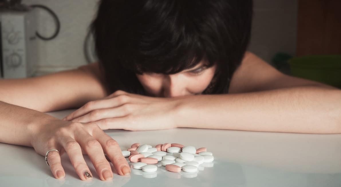 Compare Rehab UK | Signs & Symptoms of Drug Addiction, Alcoholism & Substance Abuse