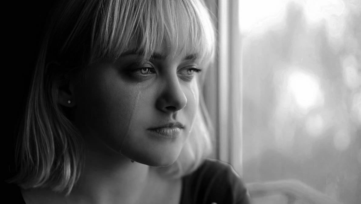 Compare Rehab UK | Psychosis as a Symptom of Drug Addiction, Alcoholism & Substance Abuse