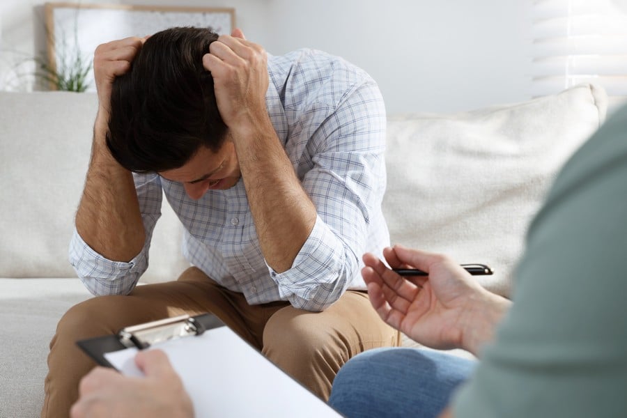 Compare Rehab UK | Physical Dependence During Widthdrawal & Detox From Addiction