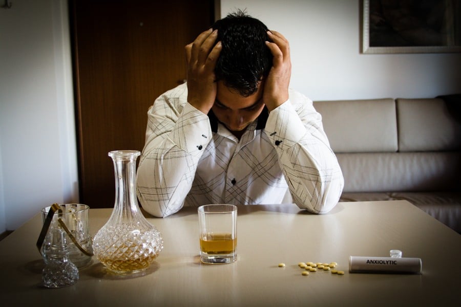 Compare Rehab UK | Benzodiazepine Withdrawal Syndrome & Detox From Addiction