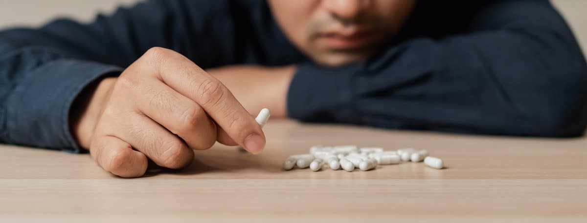 Compare Rehab UK | Amytal Addiction, Sleeping Pill Abuse, Signs & Treatment